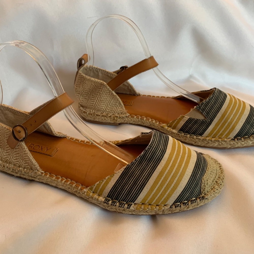Roxy Espadrille Flat Sandals in Navy Blue and Golden Stripes! - Picture 8 of 8